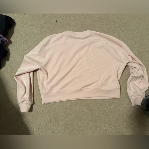 Lululemon Softstreme Cropped Crew - Picture 3 of 3